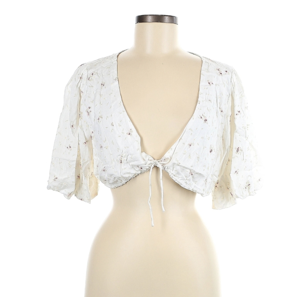 NWT Sky to Moon White Top - M